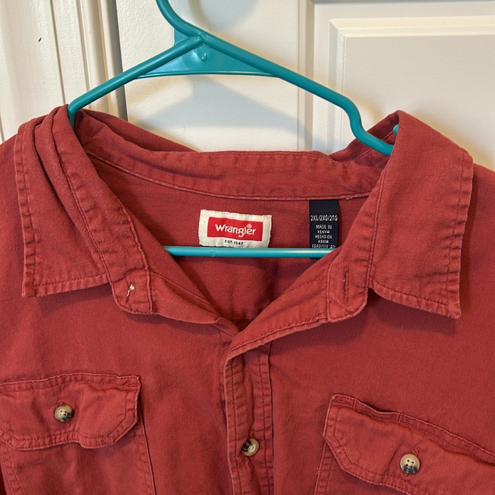 Wrangler button down - Picture 2 of 3
